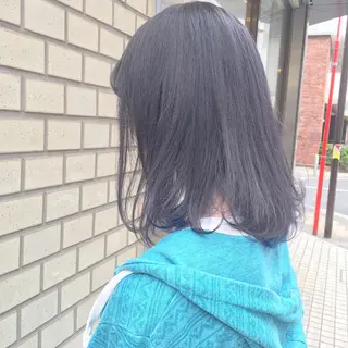 ミディアム カラー パーマ ヘアアレンジ ハイトーン特化🤍 浦住のヘアスタイル