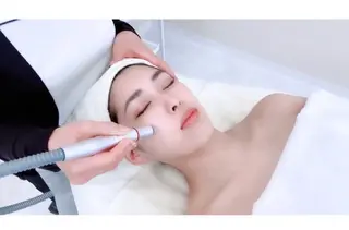 ファッショニスタ NATSUのエステ・リラクイメージ