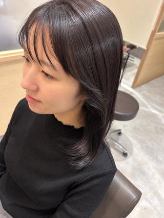 セミロング 久木原 ゆりのヘアスタイル