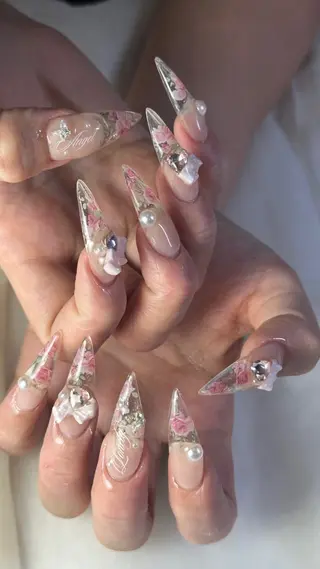 ネイル うにゃねいる🌷 Mayaのネイルデザイン