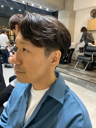 パーマ メンズ 似合う髪型見つけます AYAKAのヘアスタイル
