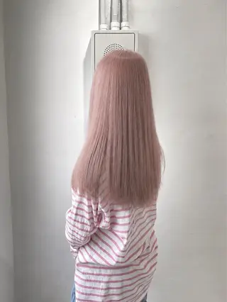 ロング カラー Muミュー/ブリーチ ハイトーン　Wカラーのヘアスタイル