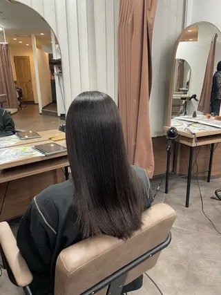 セミロング 登 愛のヘアスタイル