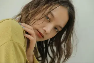 マツエク・マツパ 谷 なづきのヘアスタイル