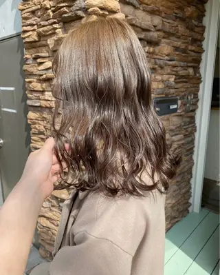 ミディアム カラー 美髪✨艶髪✨髪質改善 カラー特化❣大石優奈のヘアスタイル