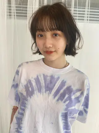 ミディアム サトウ ナナのヘアスタイル