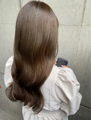 ロング ワンホン× ハイトー ン🪞✨ARISAのヘアスタイル