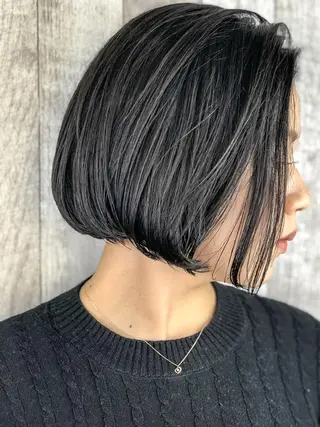 ショート 浅香 美加のヘアスタイル