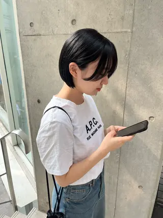 ミディアム カラー 縮毛矯正ボブ&顔まわ レイヤー♡TOMOEのヘアスタイル
