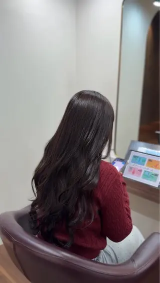 ロング 桑村 菜々のヘアスタイル