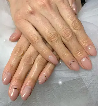 ネイル 百瀬 直美のネイルデザイン
