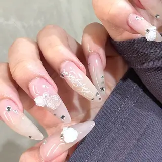 ネイル 🧁fein. nana🩵のネイルデザイン