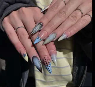 ネイル NiJi Nailsのネイルデザイン
