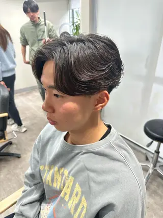 ミディアム パーマ メンズ 💈原宿指名No.1 センターパート💈のヘアスタイル