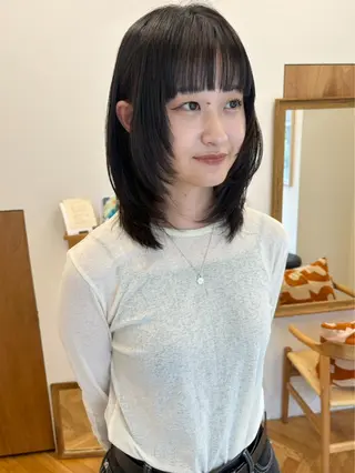 ミディアム 美空🐇 レイヤー / 透明感カラー🩰のヘアスタイル