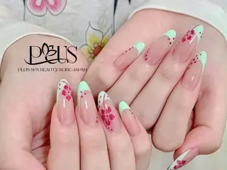 ネイル PLUSSPA NGOCのネイルデザイン