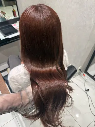 ロング 艶ブラウン/赤み消し /盛れる顔周りのヘアスタイル