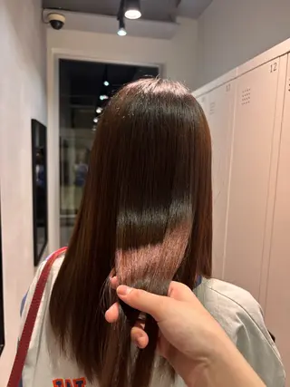 ロング Unami 渋谷 ／kirariのヘアスタイル