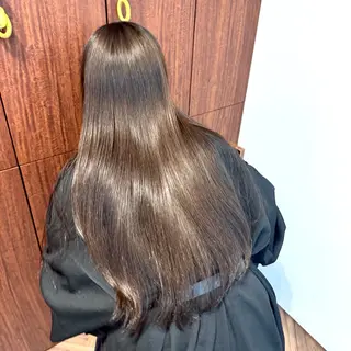 ロング みずき/レイヤー ワンカールのヘアスタイル