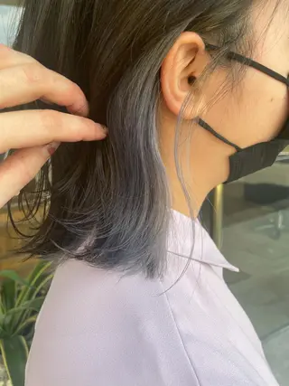 セミロング カラー 鎌田 愛のヘアスタイル