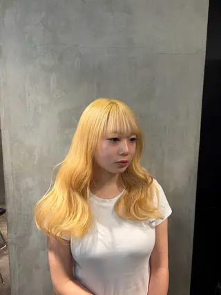 セミロング カラー ヘアアレンジ ハイトーン💖 etsukiのヘアスタイル