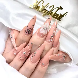 ネイル MIKA LILYのネイルデザイン
