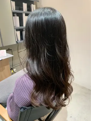 ロング カラー 齋藤 みさきのヘアスタイル