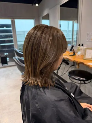 ミディアム カラー NANAMI🩵 大人可愛い韓国ヘアのヘアスタイル