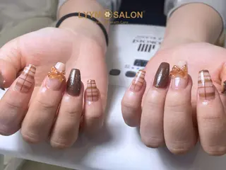 ネイル LYYM Salonのネイルデザイン