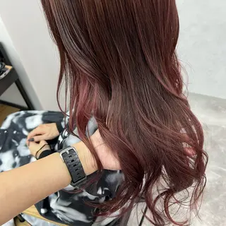 セミロング 岸下 理緒のヘアスタイル