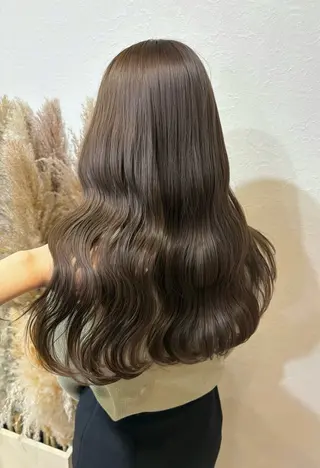 セミロング 透明感ベージュカラー yumekaのヘアスタイル