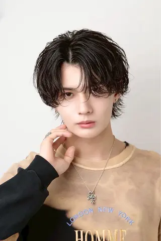 ミディアム パーマ メンズ メンズパーマ特化 TAIGAのヘアスタイル