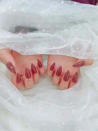 セミロング ヘイシ ユウカのネイルデザイン
