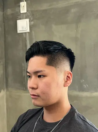 ショート メンズ 佐藤 海舟のヘアスタイル