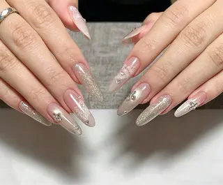 ネイル Nailグリン 🍑のネイルデザイン