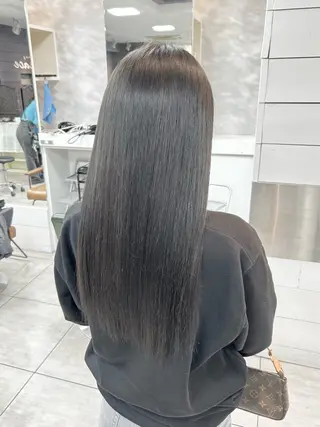 ロング レイヤー/艶髪カラー 森本くるみのヘアスタイル