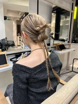 ヘアアレンジ ブリーチ特化/ 派手髪/デザイン🎨のヘアスタイル