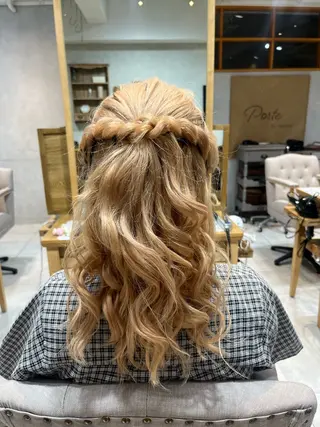 ヘアアレンジ 鎌田 桃果のヘアスタイル