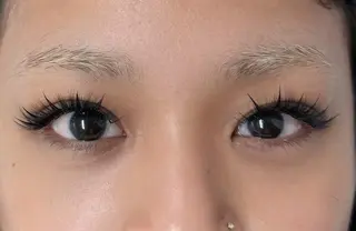 マツエク・マツパ KUMI🤎Eye lash🌻新大久保のマツエク・マツパデザイン