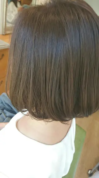 ミディアム カラー 山形 光輪子のヘアスタイル