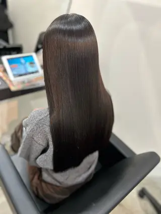 ロング 〜貴女の人生に寄り添 う〜オダ　ジュンペイのヘアスタイル