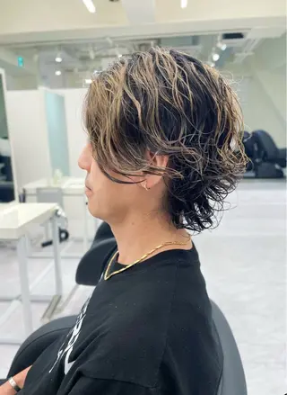 パーマ JADE海璃 波巻きパーマのヘアスタイル