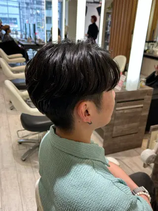 パーマ メンズ 片瀬 結のヘアスタイル