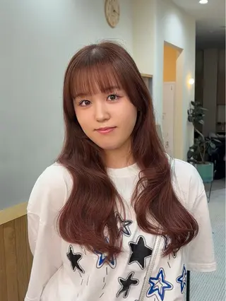 ロング カラー 小山 綾奈 ロングカットのヘアスタイル