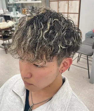 パーマ メンズ 京都河原町 メンズパーマ助川龍哉のヘアスタイル
