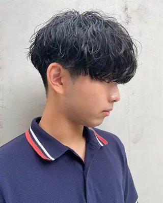 ショート カラー パーマ ヘアアレンジ メンズ 亀井隆汰/メンズ専門 パーマ/フェード可のヘアスタイル