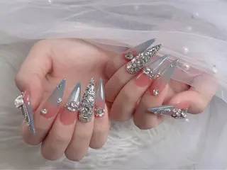 ネイル Julie NailSalonのネイルデザイン