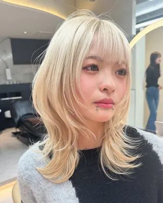 ミディアム カラー レイヤーダブルカラー KYONのヘアスタイル