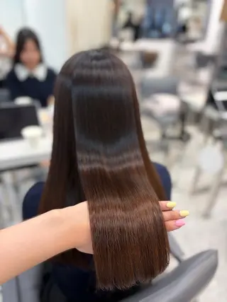 セミロング 伊原 愛実のヘアスタイル