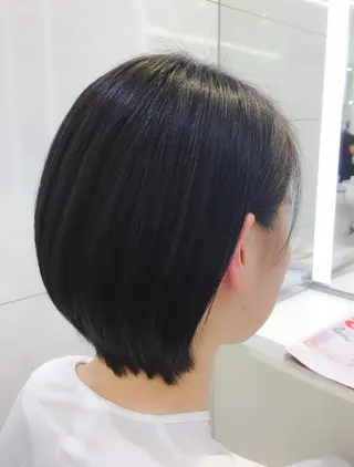 ショート パーマ 趙 英来のヘアスタイル